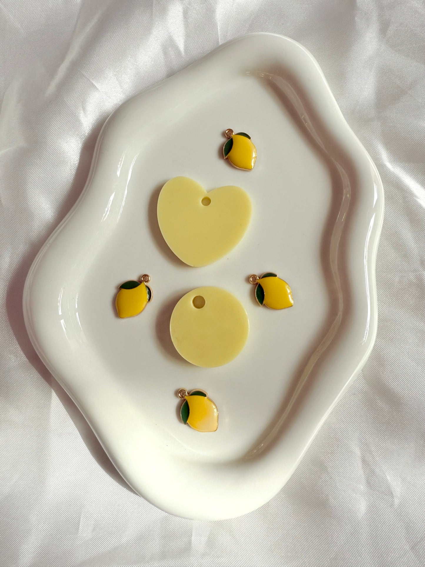 Médaille personnalisée pour animaux - jaune pâle UNI