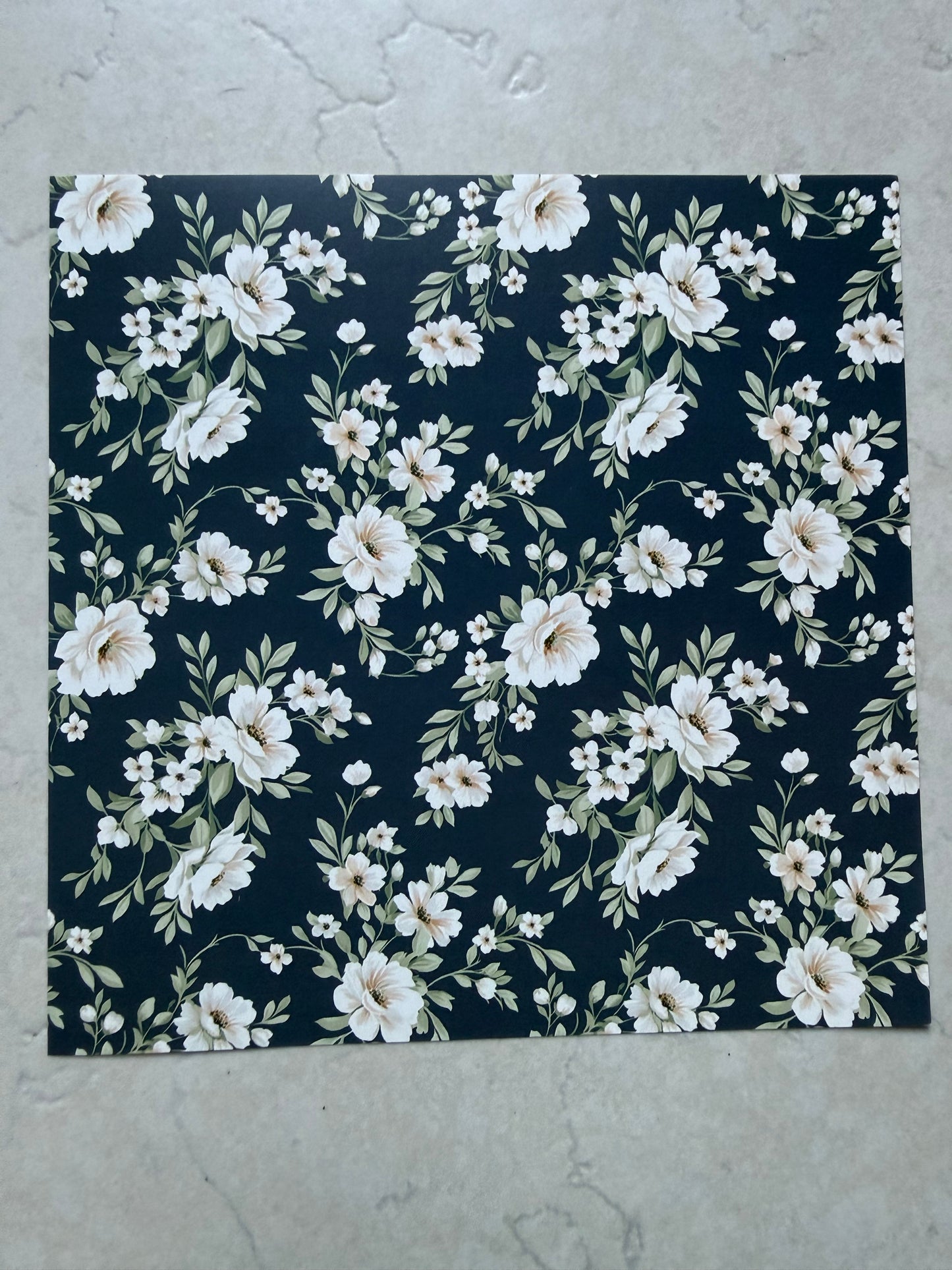 Médaille papier en résine
