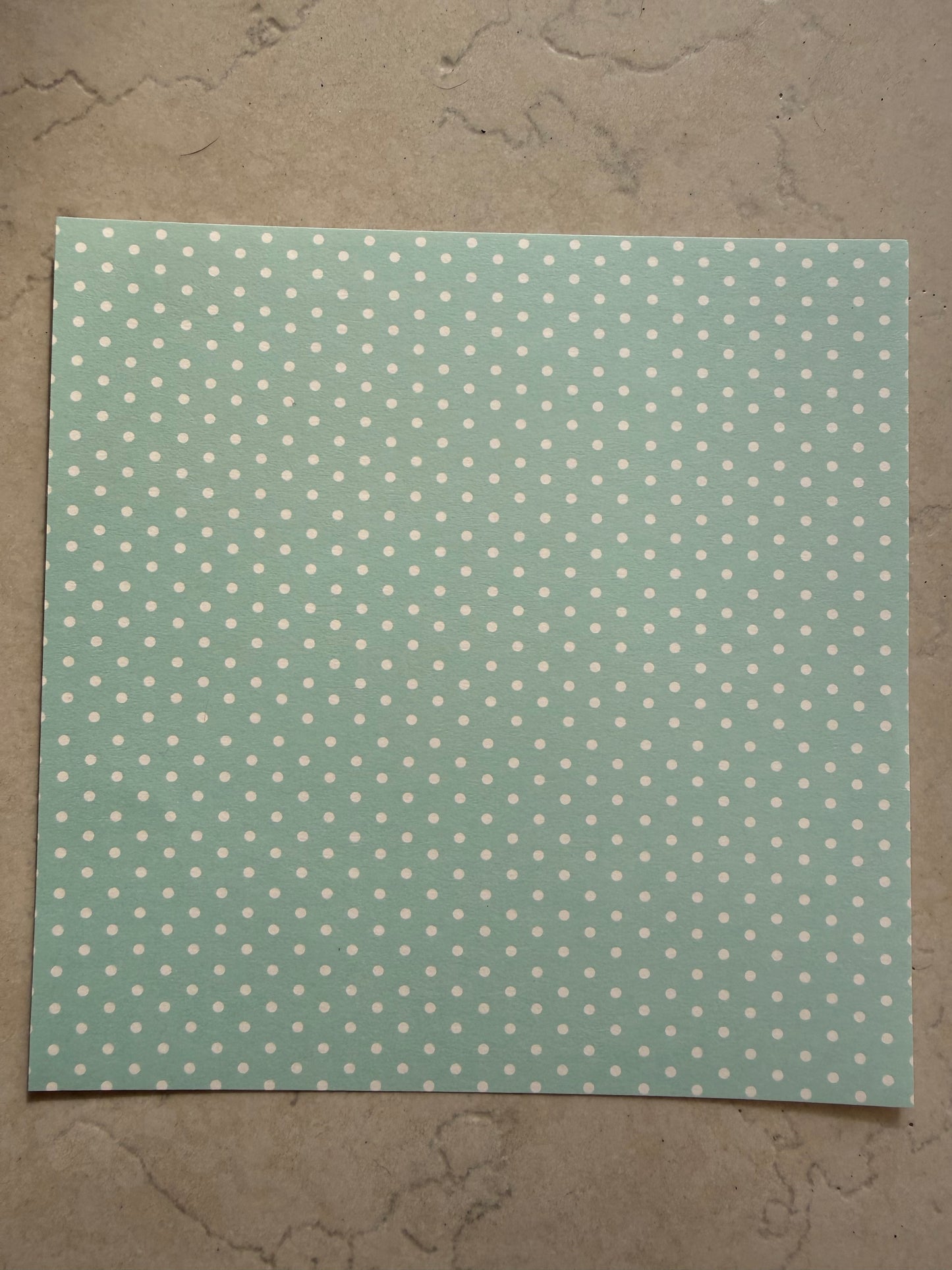 Médaille papier en résine