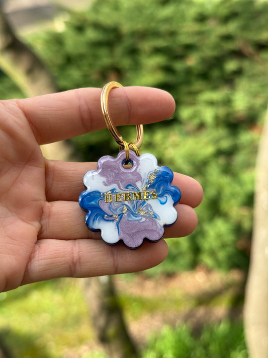 Médaille marbré de bleu/violet/blanc