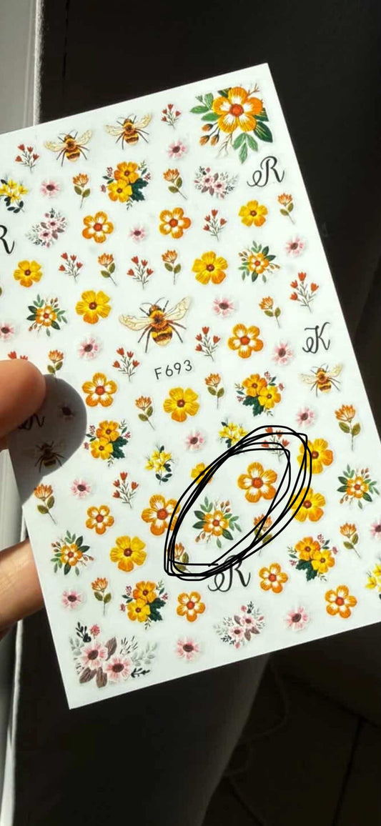 Médaille tartelette jaune pêche + stickers + points