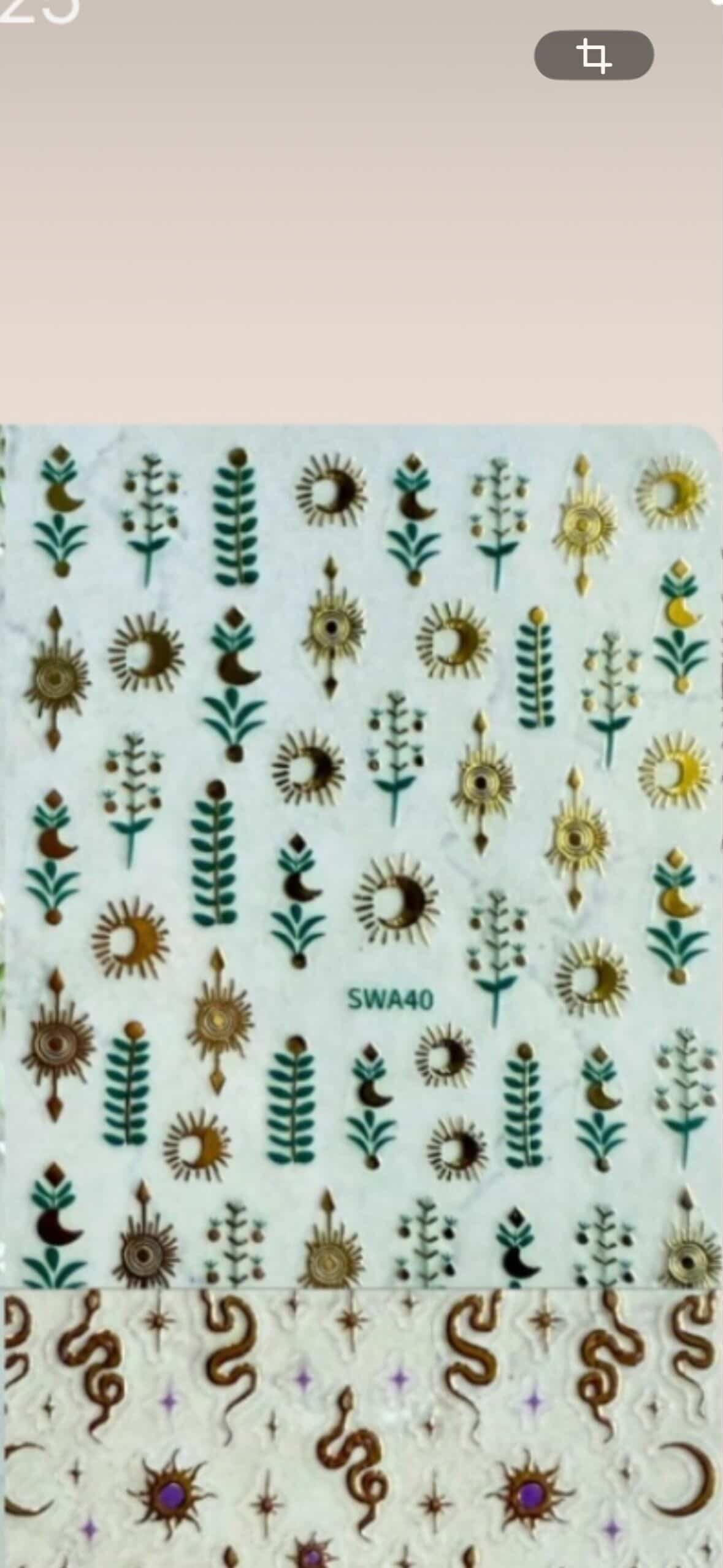 Médaille soleil - dégradé de couleur jaune/oranger + stickers