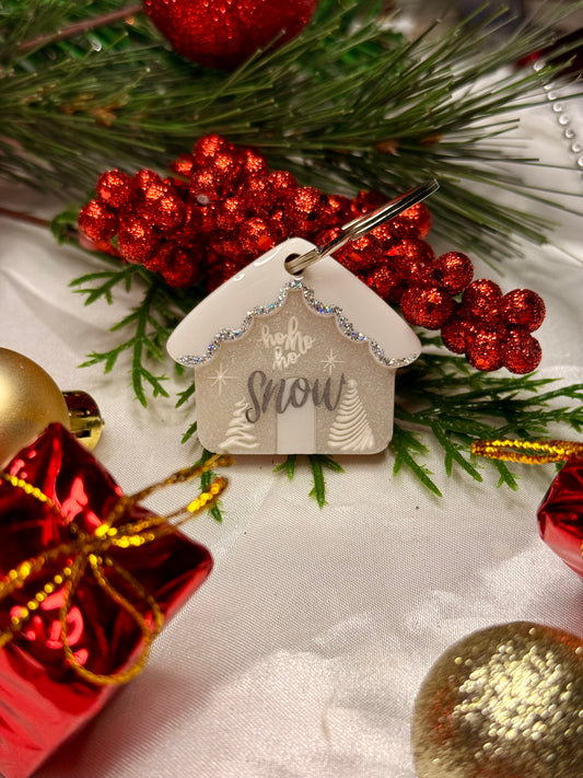 Médaille en résine - Maison enneigée blanc nacré