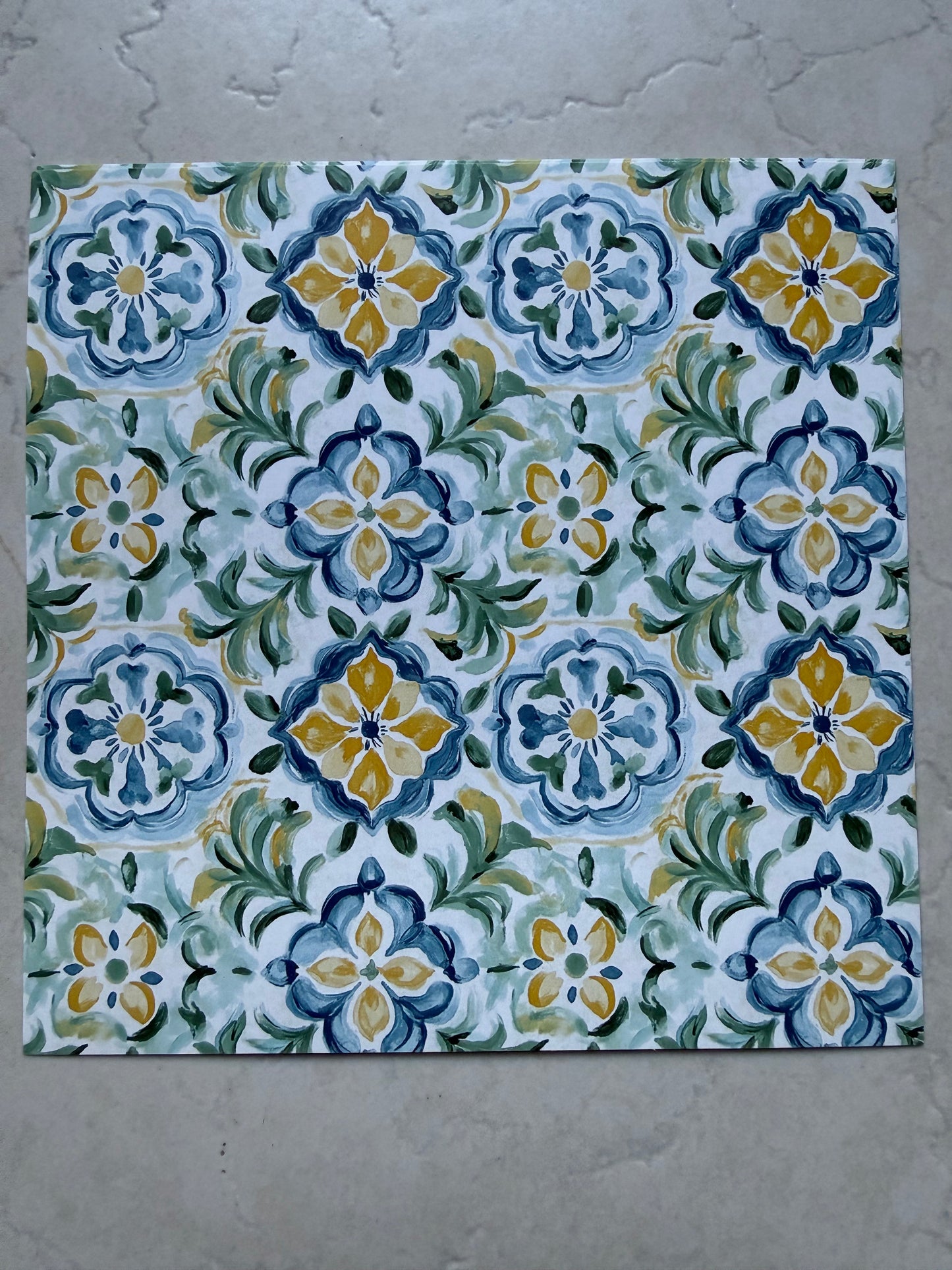 Médaille papier en résine