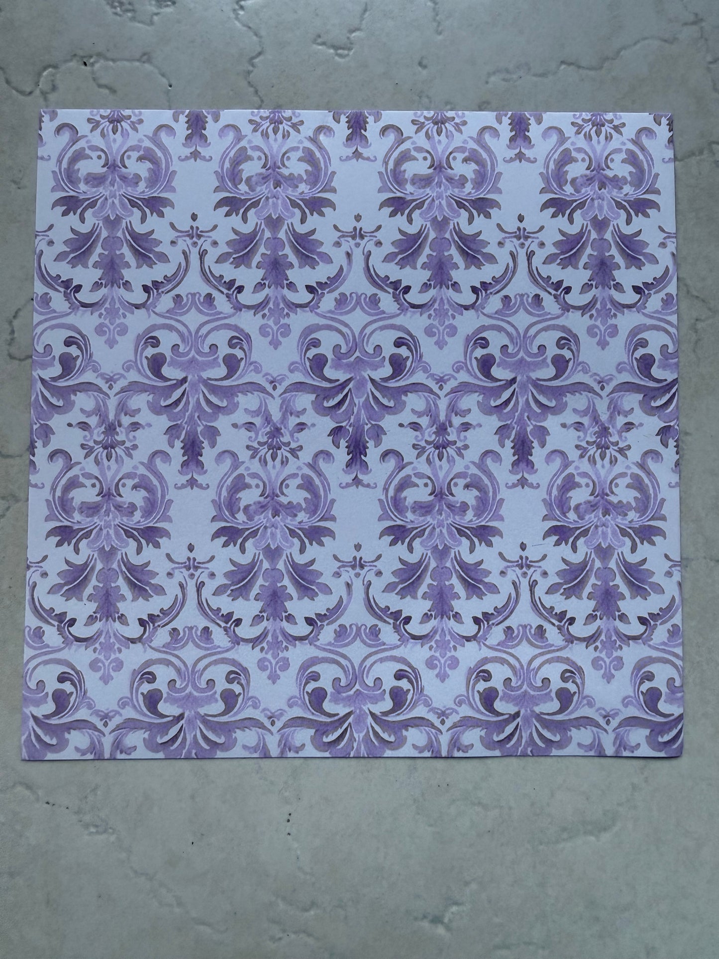 Médaille papier en résine