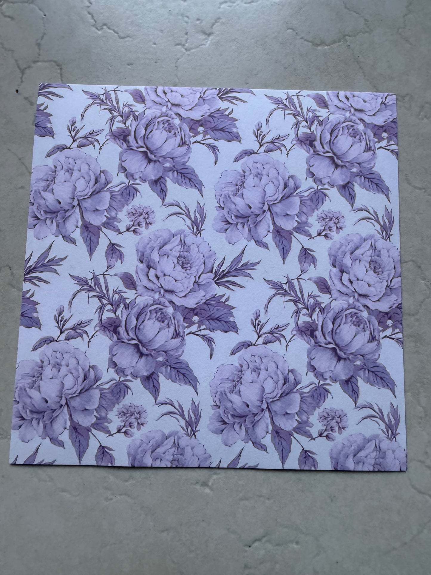 Médaille papier en résine