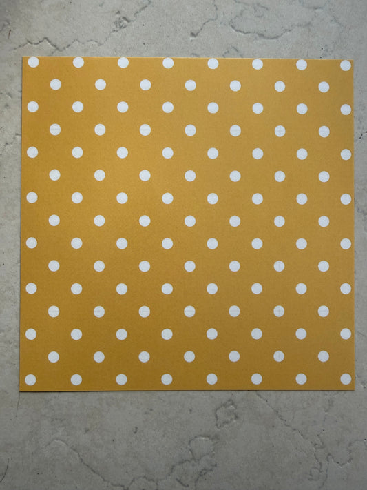 Médaille papier en résine