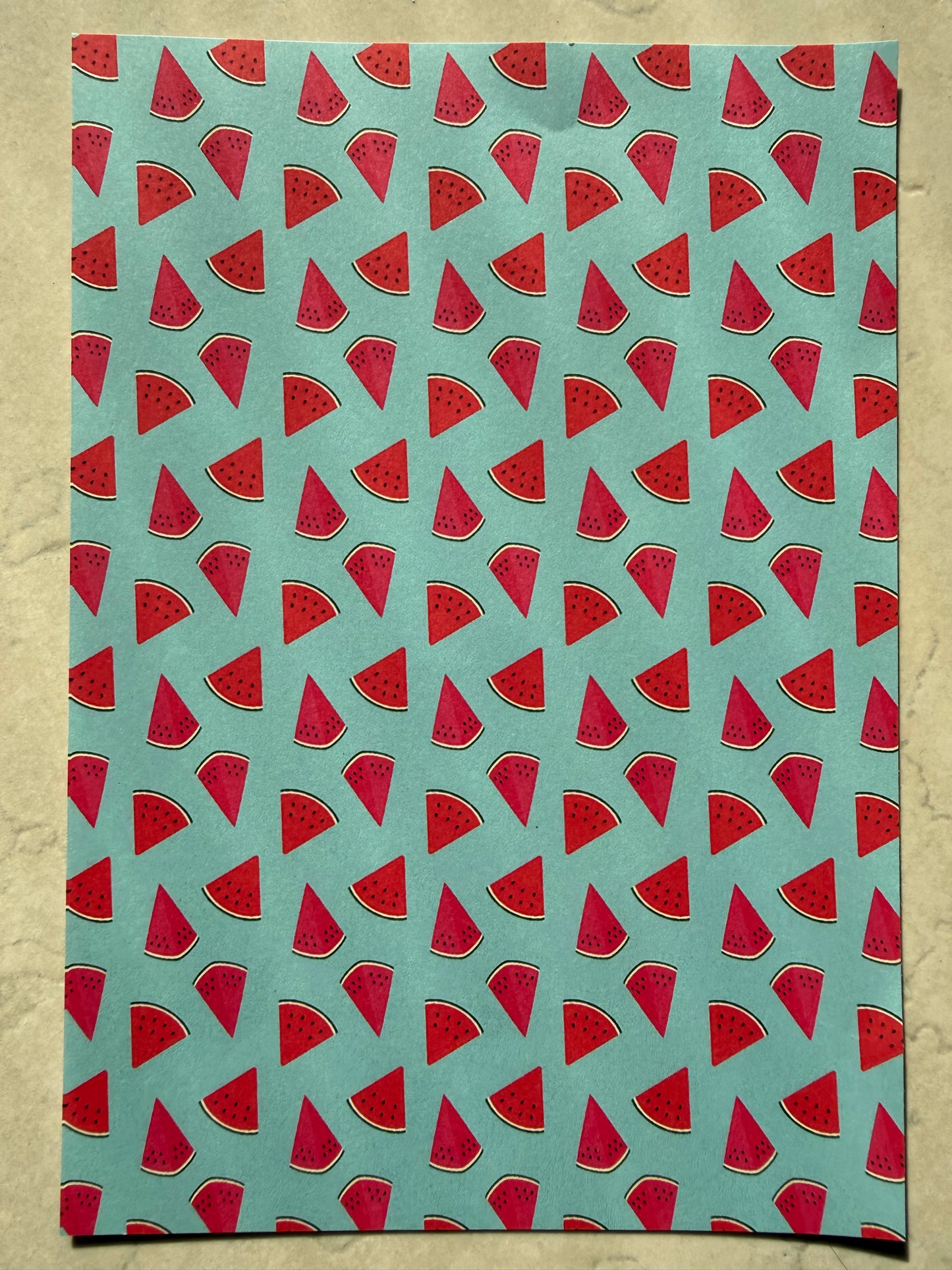 Médaille papier en résine